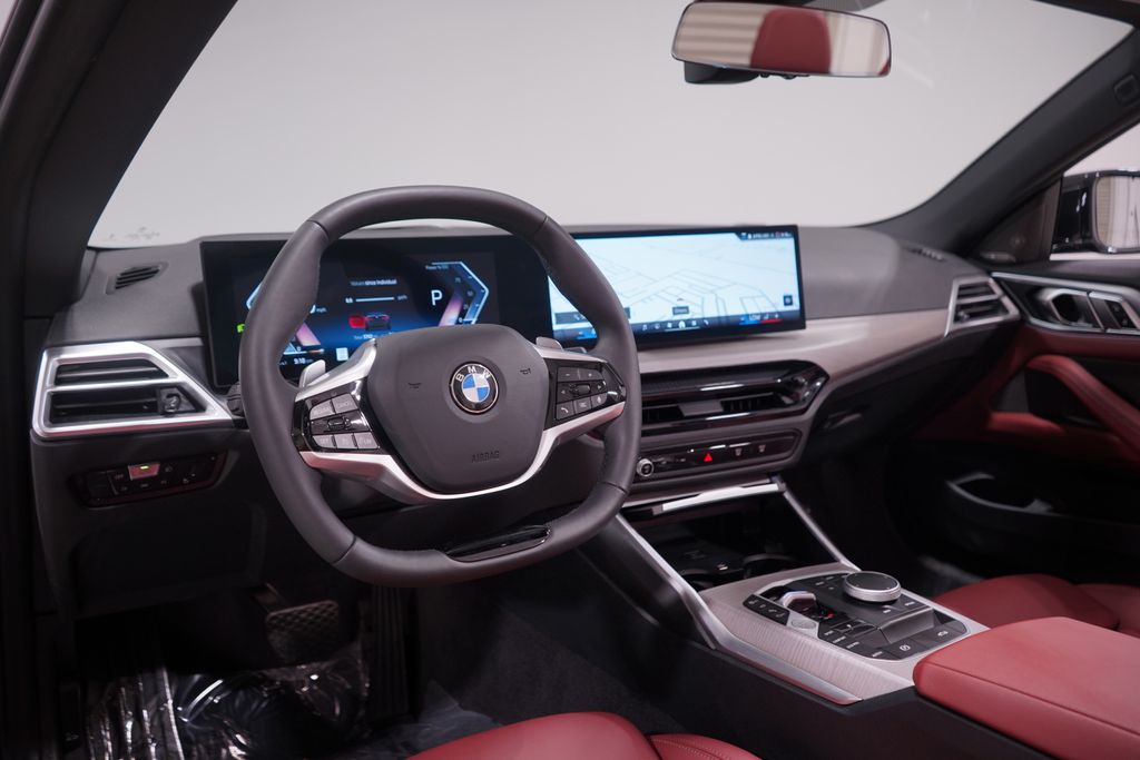 Thumbnail: 2025 BMW 4 Series - 10