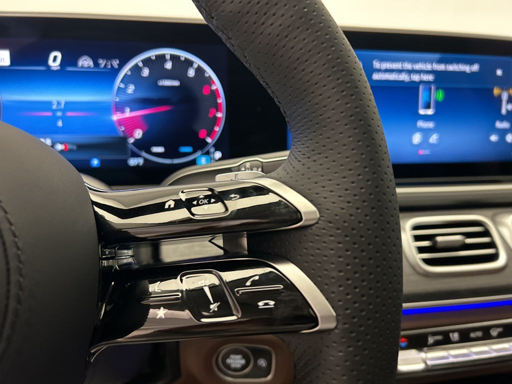 Thumbnail: 2026 Mercedes-Benz GLS - 15