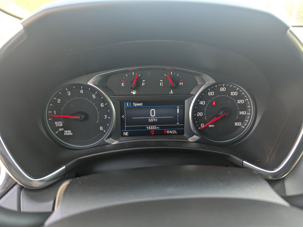 used 2022 Chevrolet Equinox car, priced at $18,992