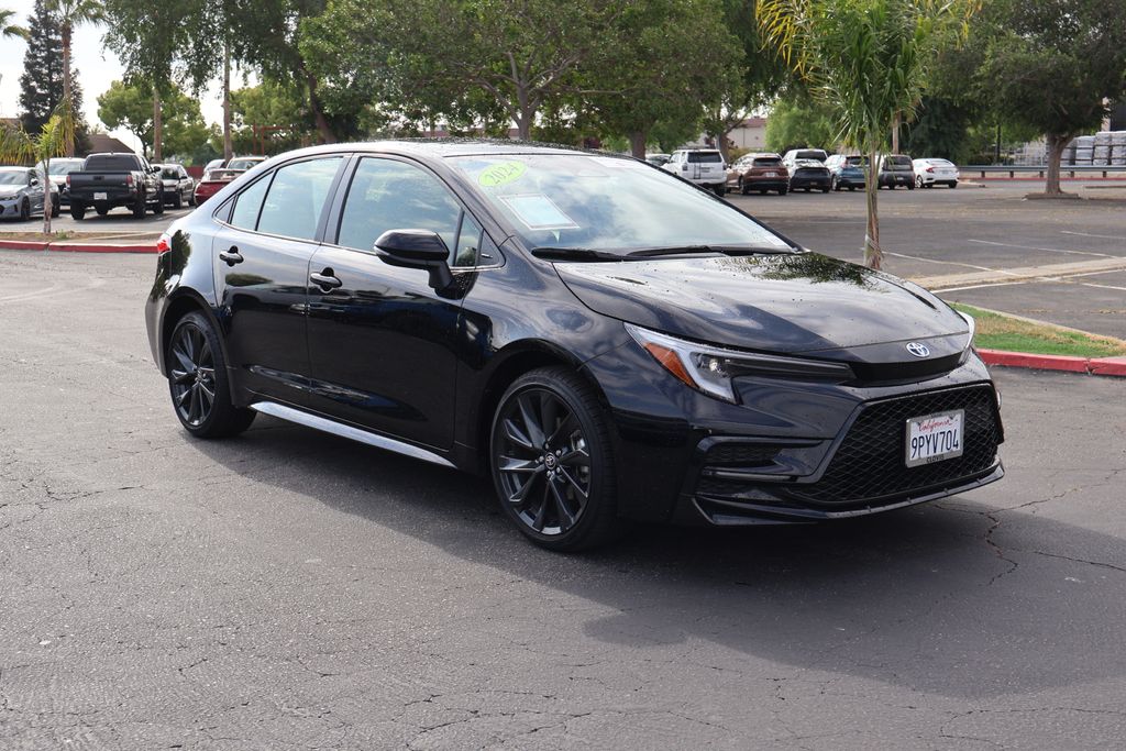 2024 Toyota Corolla SE 3