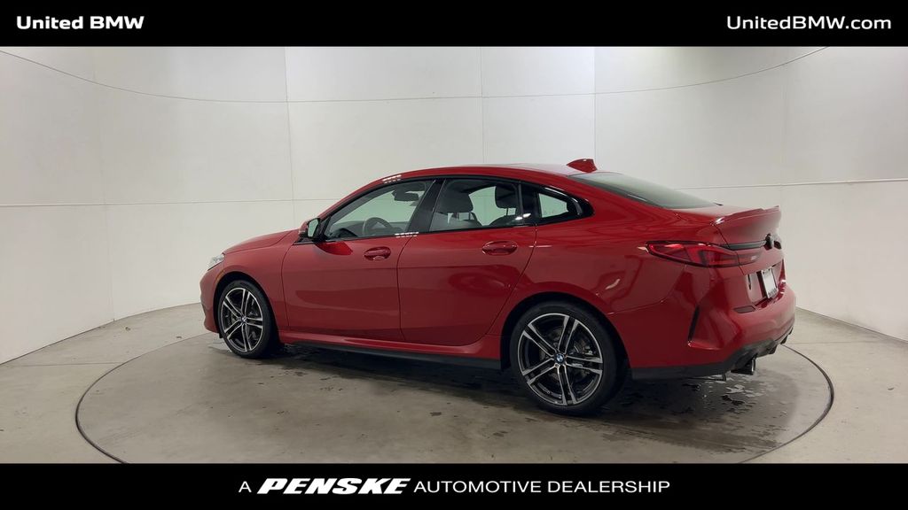 Thumbnail: 2024 BMW 2 Series - 6