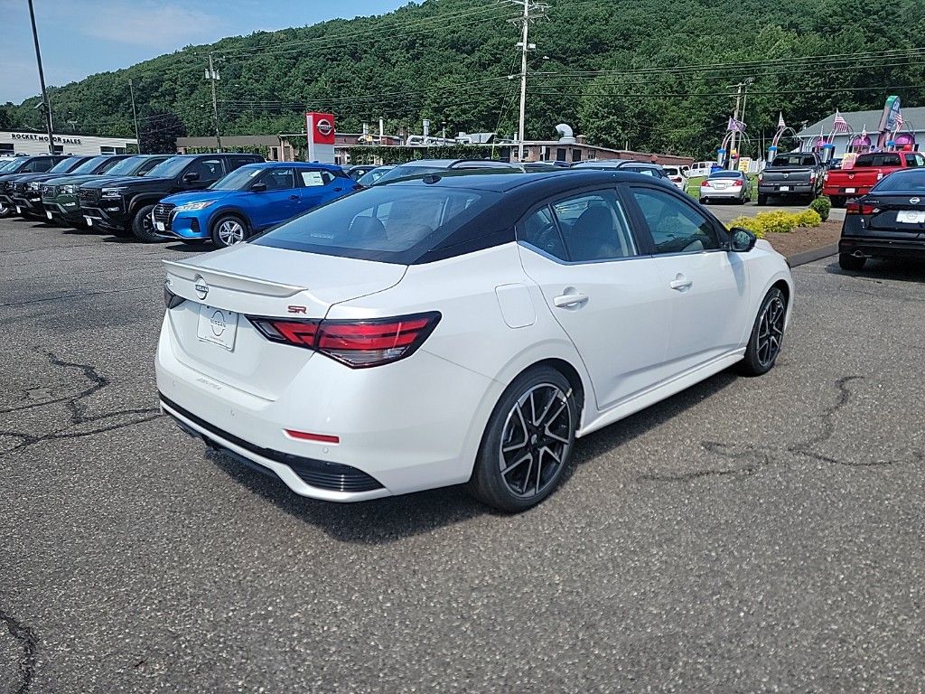 2024 Nissan Sentra SR 5