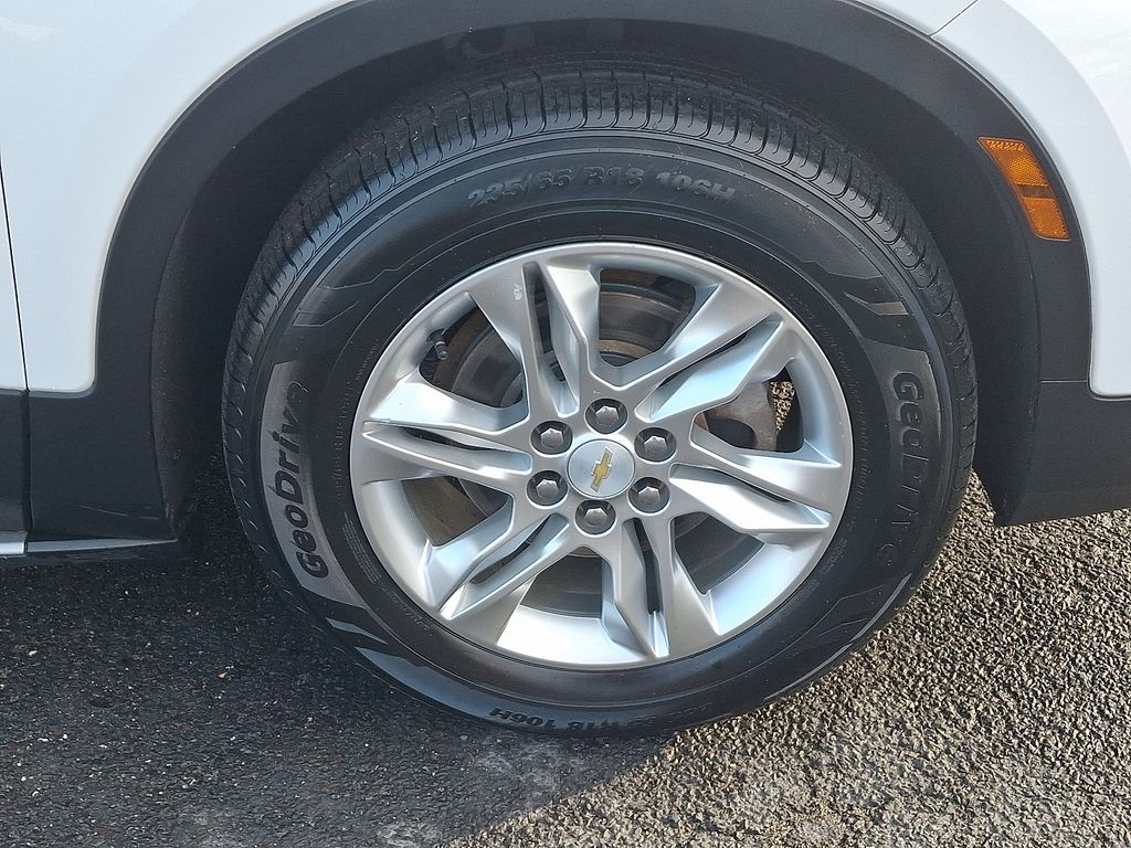 Thumbnail: 2019 Chevrolet Blazer - 8