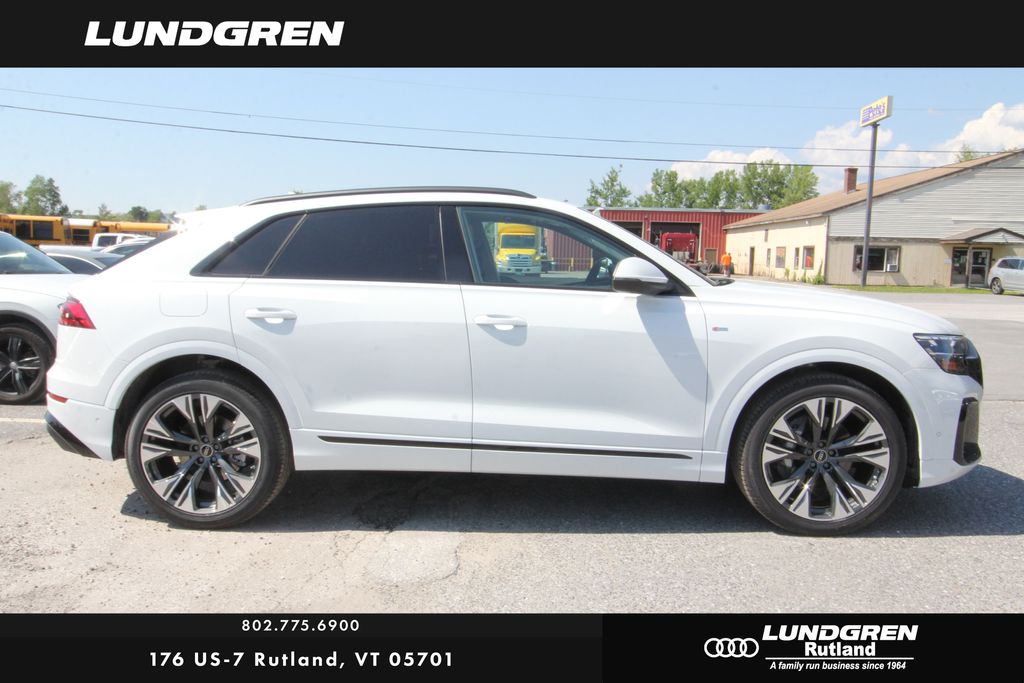 New 2026 Audi Q8 SUV
