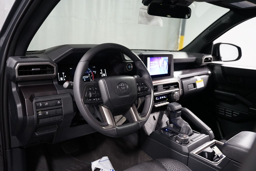 Thumbnail: 2025 Toyota 4Runner - 12