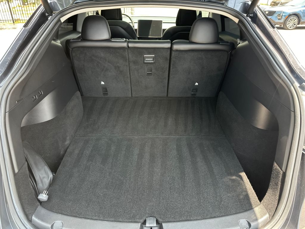 Used Car 2022 Tesla Model Y  Long Range For Sale Under $35,000 In Austin, Texas