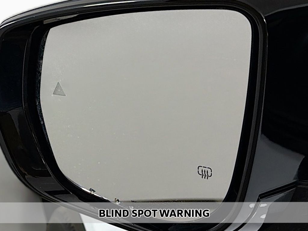 Used 2021 White Jeep Altitude image 4