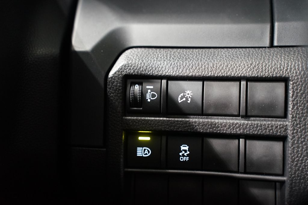 2025 Toyota Tacoma SR 23