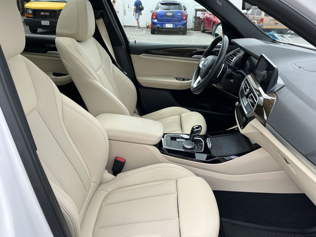 Thumbnail: 2022 BMW X3 - 25