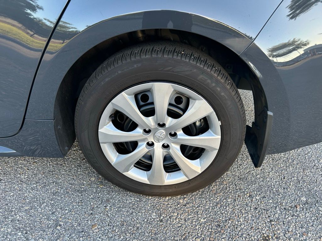 Thumbnail: 2025 Toyota Corolla - 9