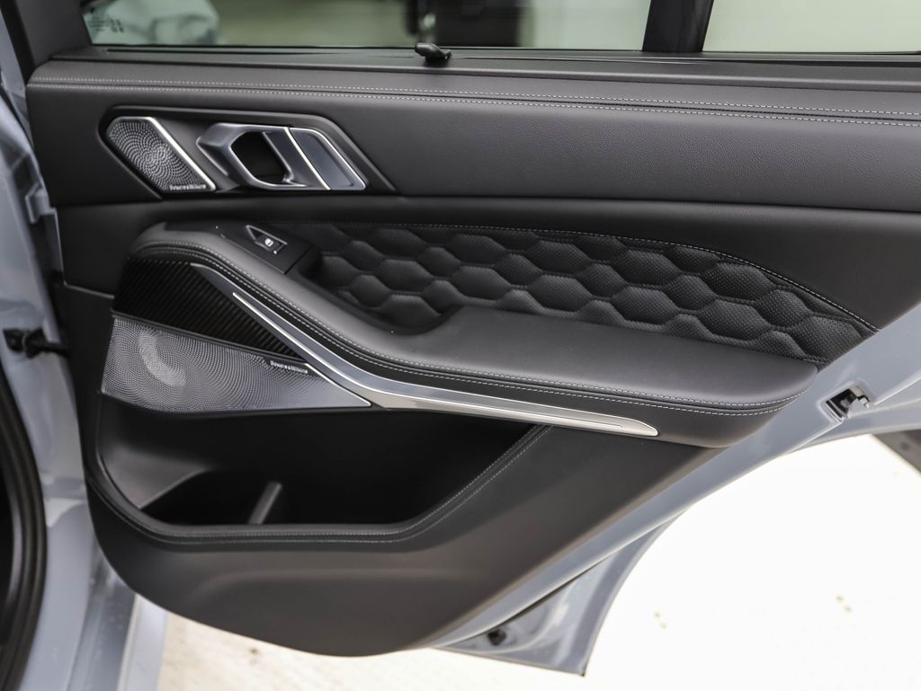 Thumbnail: 2026 BMW X5 - 27