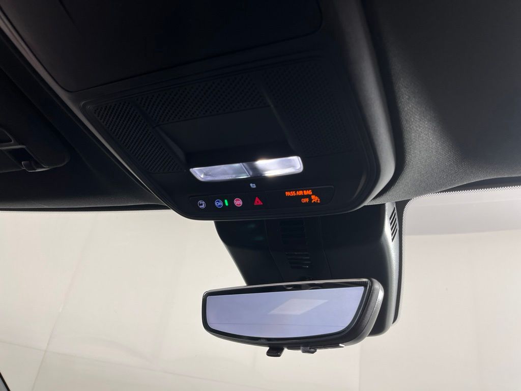 Thumbnail: 2026 Chevrolet Traverse - 13