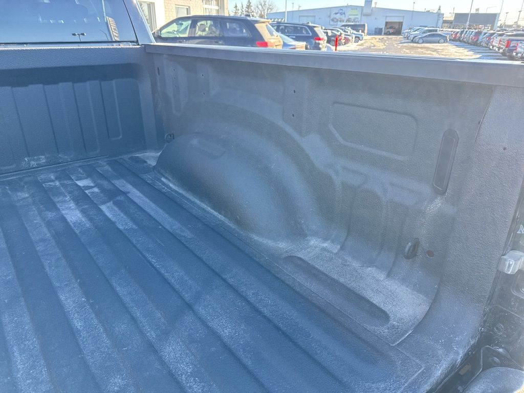 Certified Used 2022 Black Ram Big Horn/Lone Star image 23