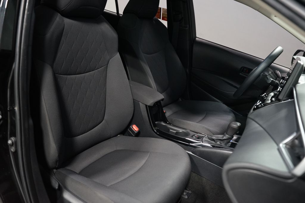 Thumbnail: 2022 Toyota Corolla - 24