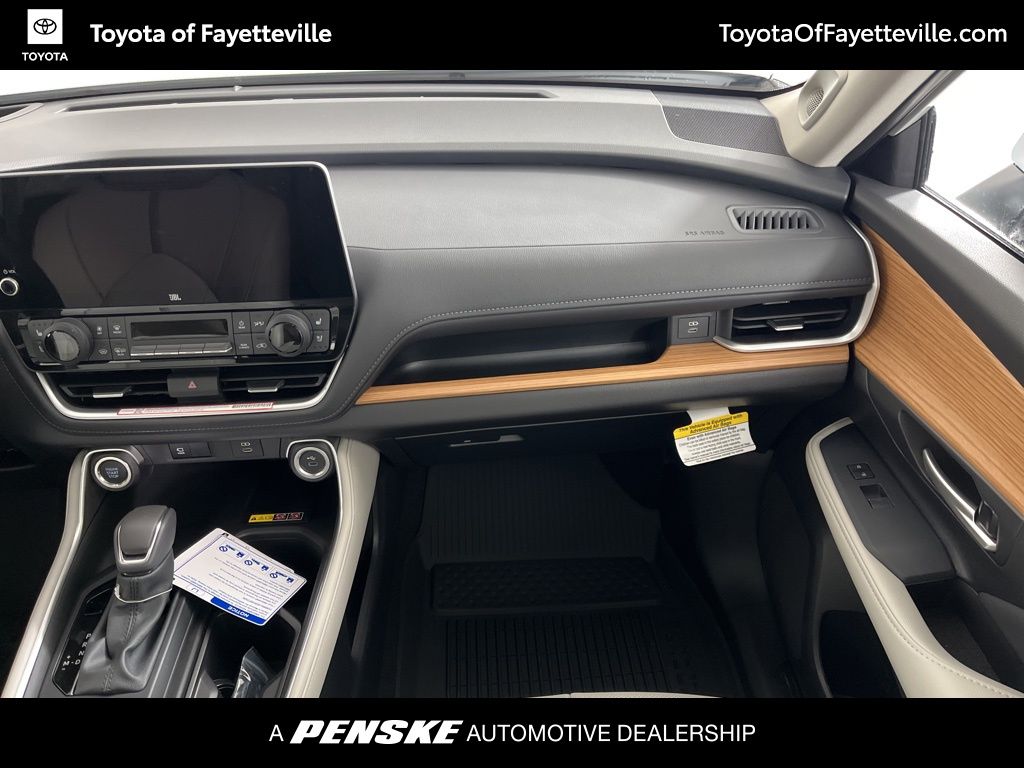 Thumbnail: 2026 Toyota Grand Highlander - 15