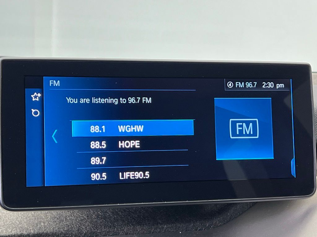 Thumbnail: 2019 BMW i3 - 15