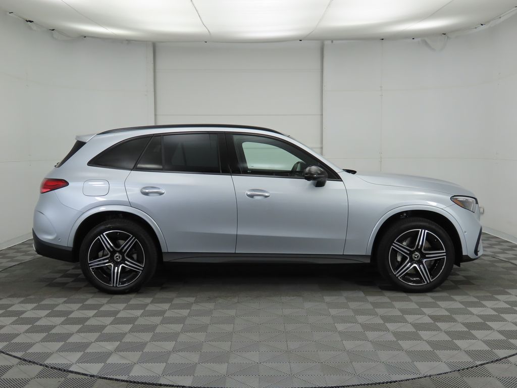 2024 Mercedes-Benz GLC 300 4