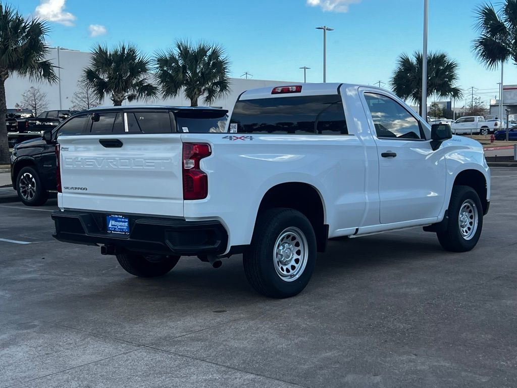 2025 Chevrolet Silverado 1500 WT - 11
