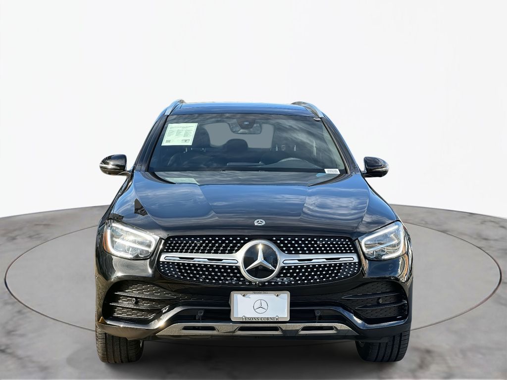 2021 Mercedes-Benz GLC 300 2