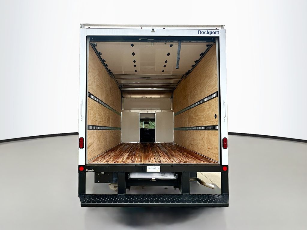 Used 2024 White GMC 4500 Van image 28