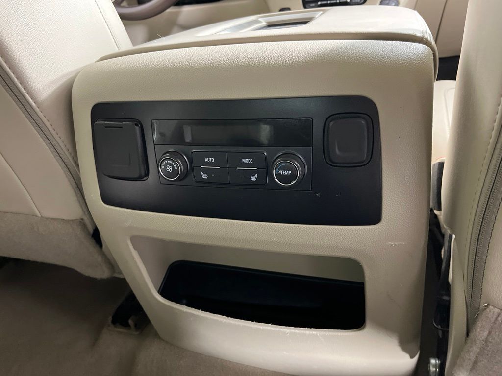 Thumbnail: 2019 GMC Yukon - 7