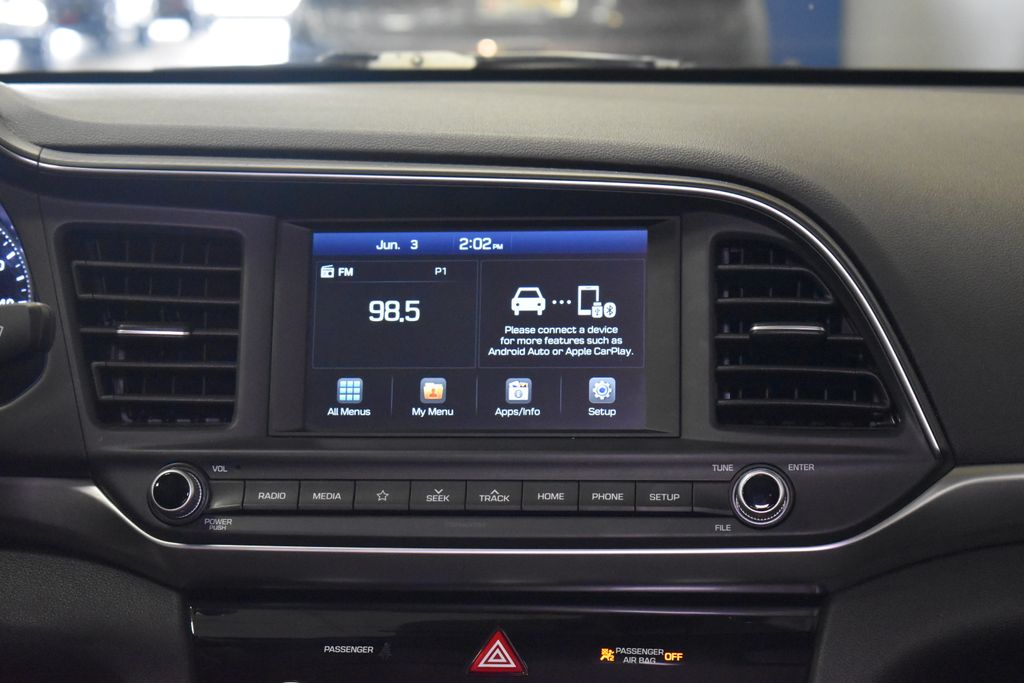 2019 Hyundai Elantra SEL 16
