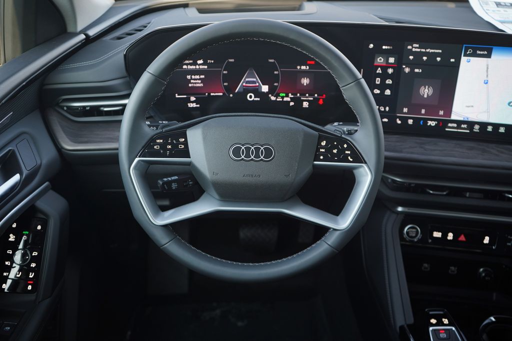 Thumbnail: 2025 Audi Q5 - 9