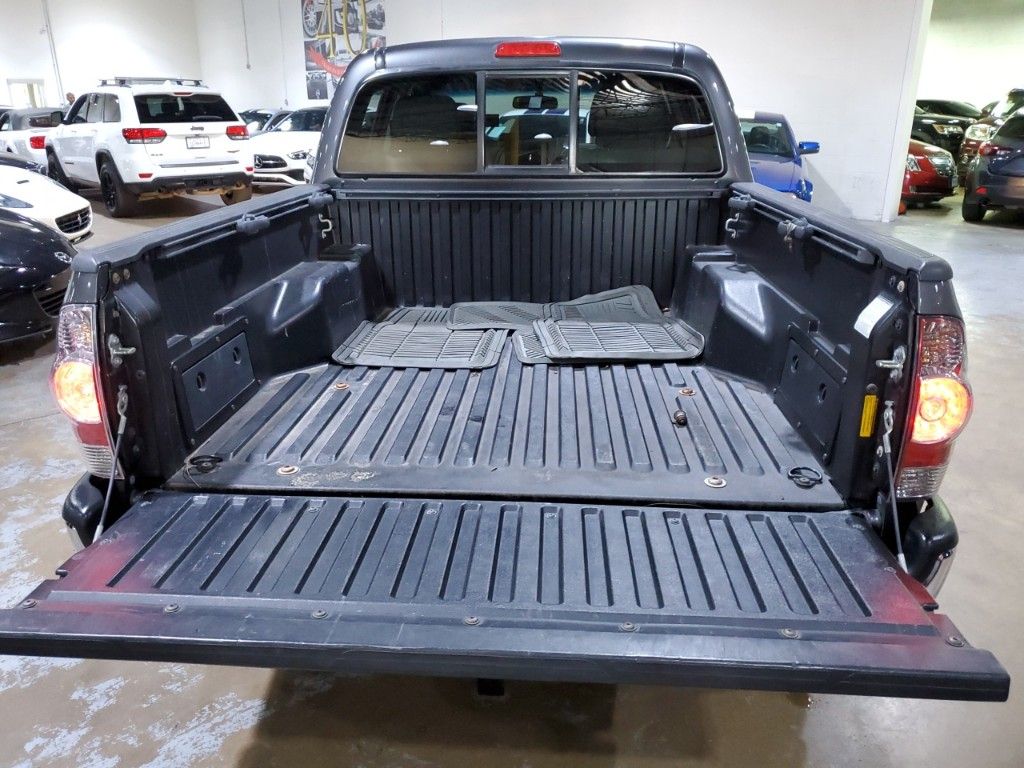 2013 Toyota Tacoma PreRunner 41