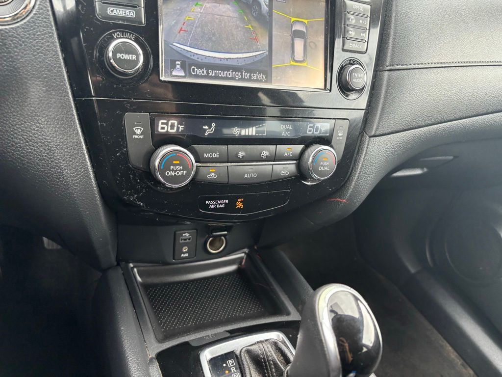 2017 Nissan Rogue SV Black at Autostrade