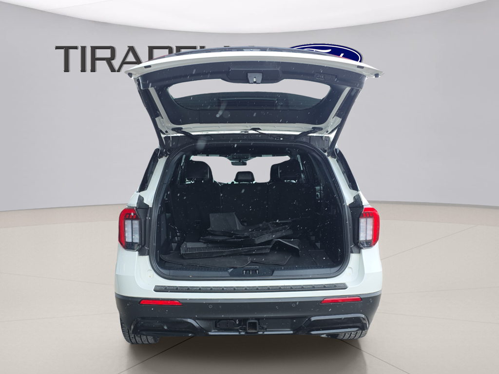 Certified Used 2025 White Ford ST-Line image 11