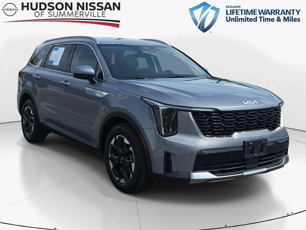 2024 Everlasting Silver Kia Sorento S FWD SUV