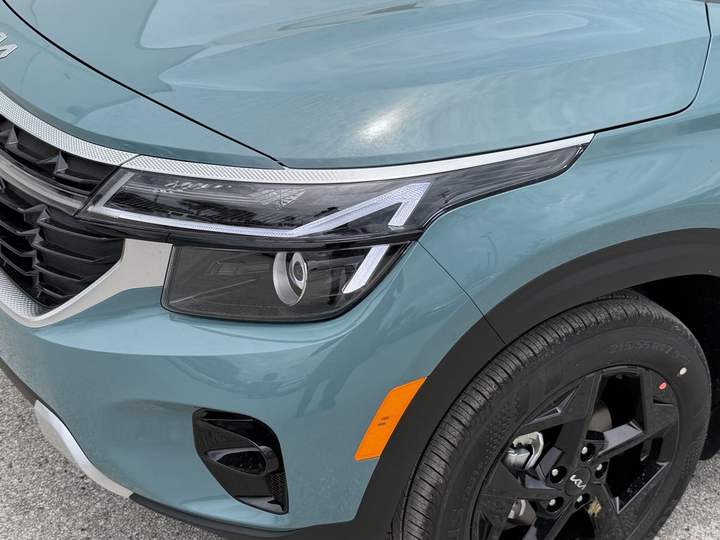 new 2026 Kia Seltos car, priced at $25,286