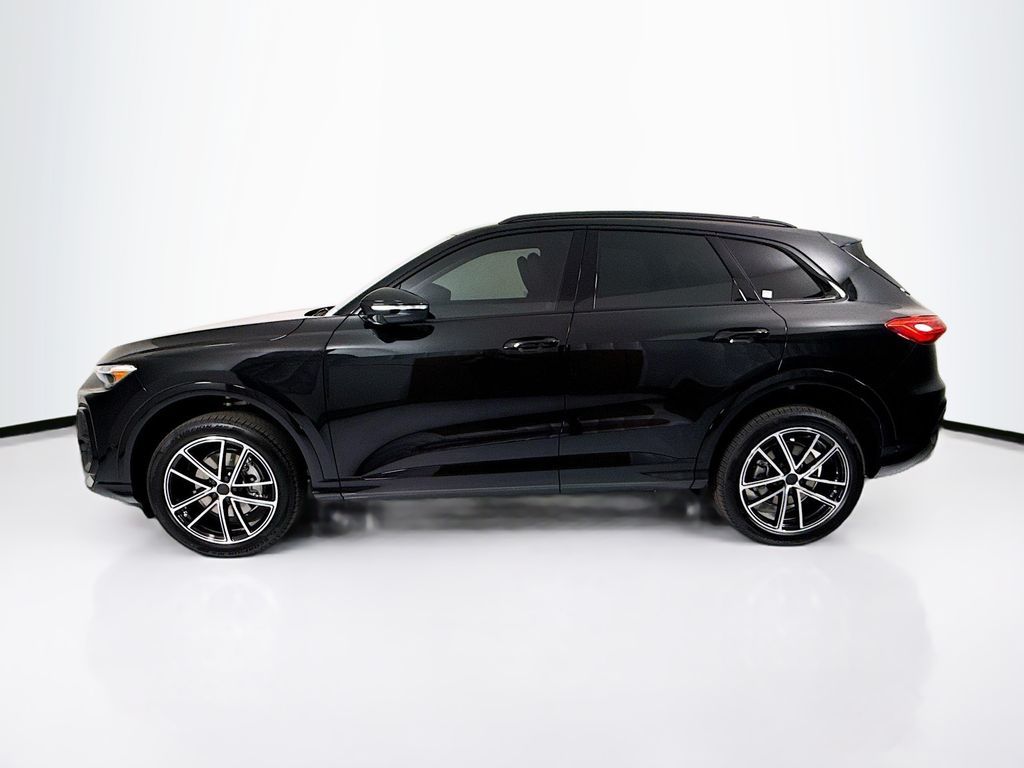 Thumbnail: 2026 Audi Q5 - 8