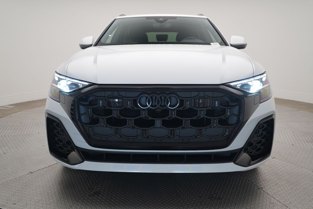 Thumbnail: 2026 Audi Q8 - 5