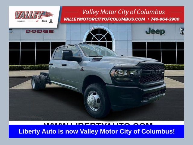 2024 RAM 3500 Chassis Tradesman Crew Cab LB DRW 4WD