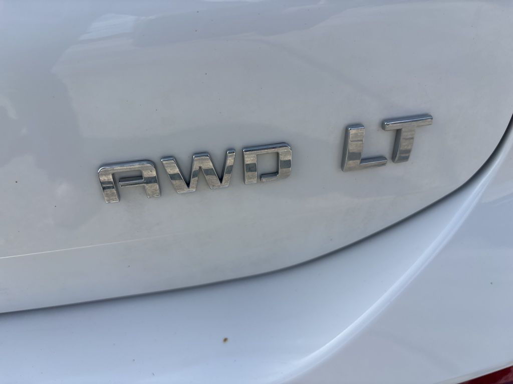 Used 2023 Chevrolet Equinox SUV