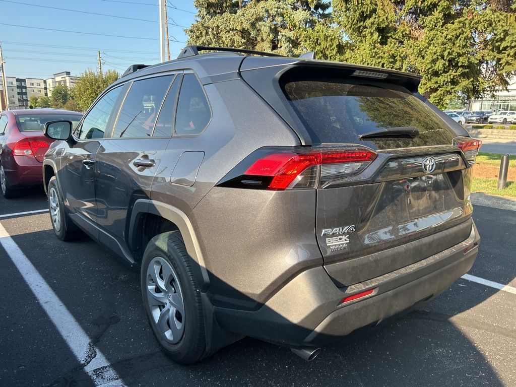 Thumbnail: 2021 Toyota RAV4 - 2