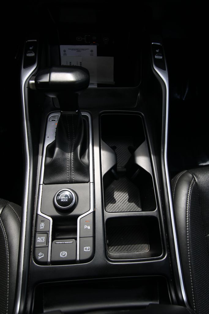 Used 2024 Kia Sorento SUV