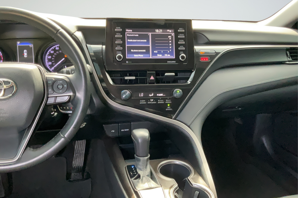 Used 2021 Toyota Camry SE 4D Sedan