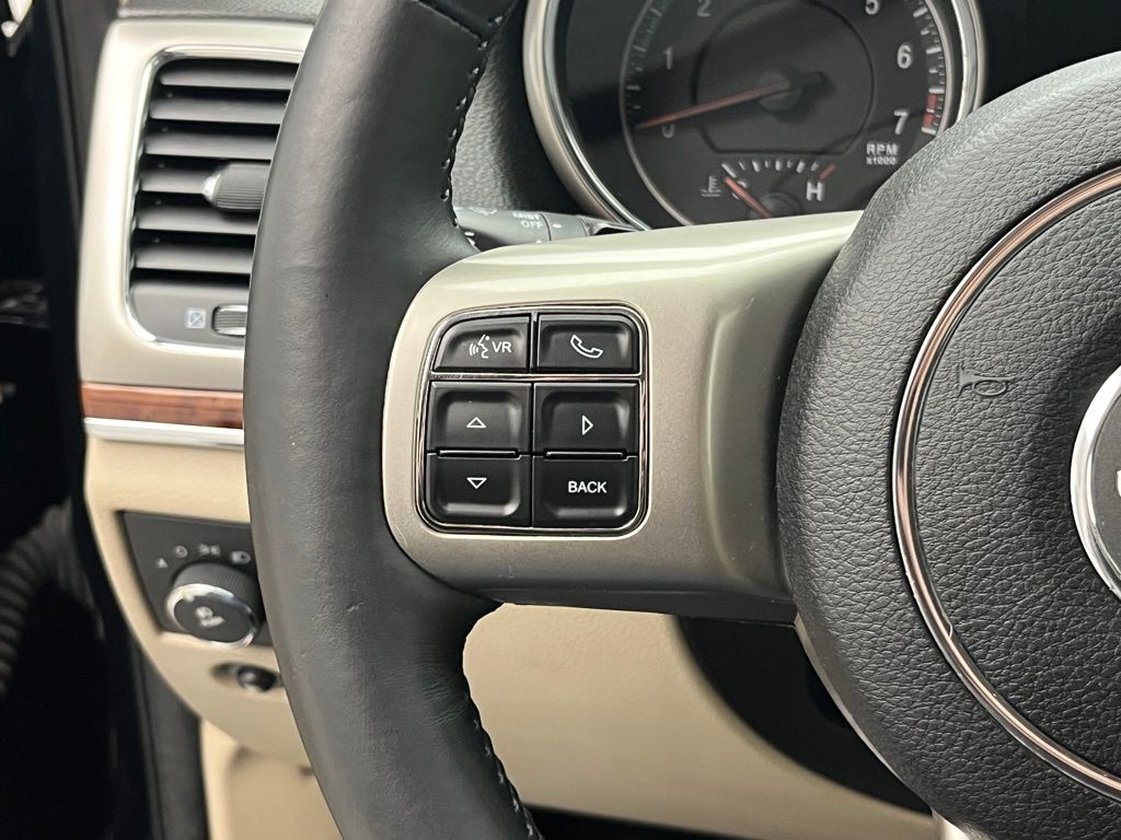 Thumbnail: 2013 Jeep Grand Cherokee - 13