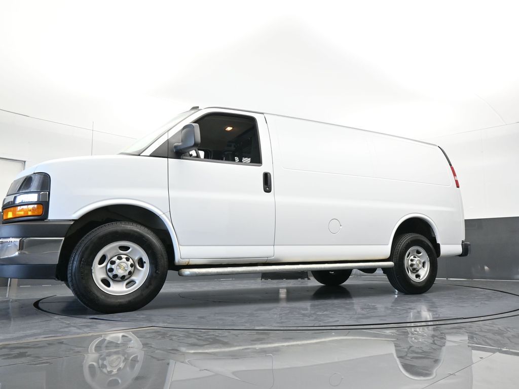 Used 2024 Summit White Chevrolet Work Van image 48