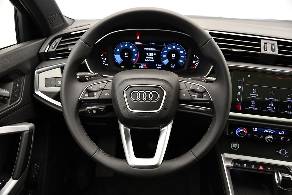 Thumbnail: 2024 Audi Q3 - 22
