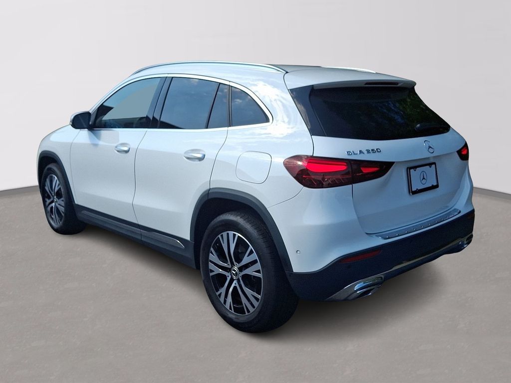 Thumbnail: 2025 Mercedes-Benz GLA - 6