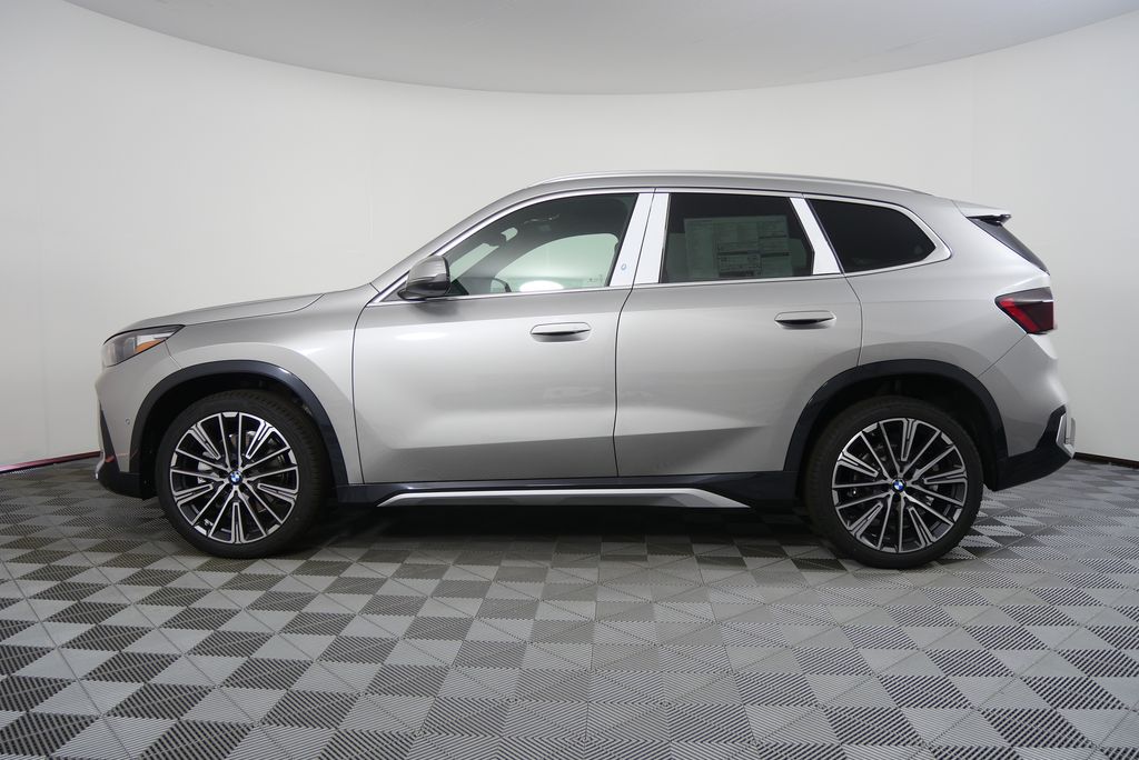 Thumbnail: 2026 BMW X1 - 6