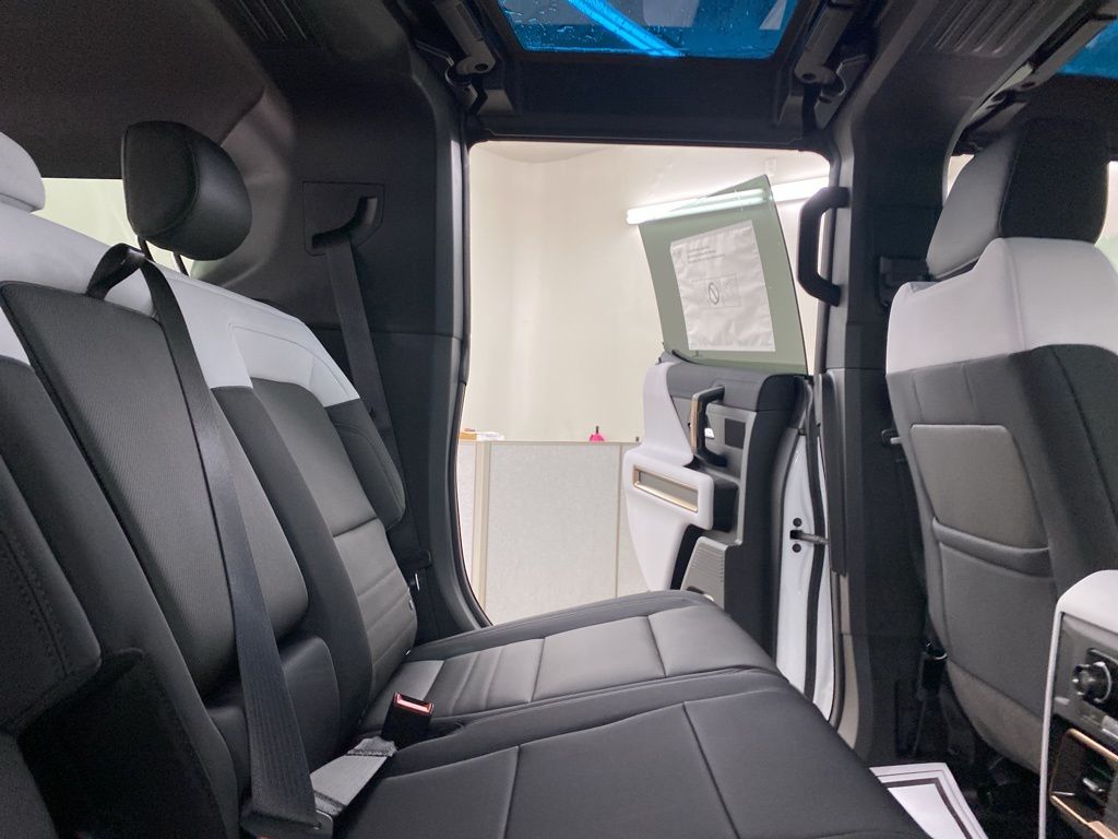 2025 GMC HUMMER EV SUV 3X photo