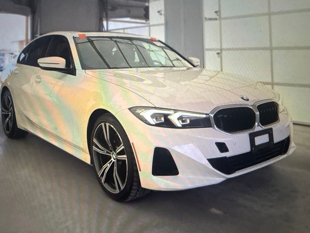 2023 BMW 3 Series 330i - 3