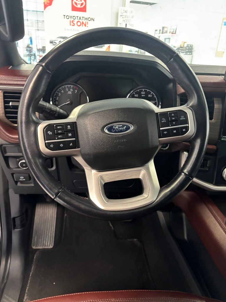 Used 2024 Ford Expedition SUV