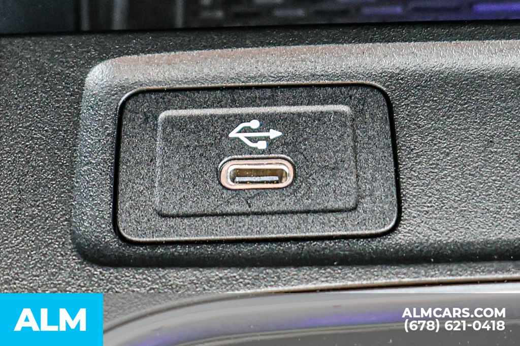 Used 2025 Black Mercedes-Benz GLA 250 image 44