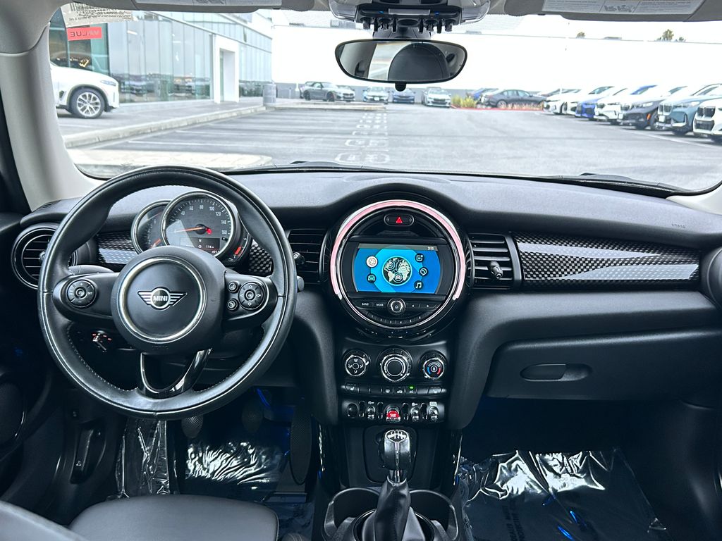 Thumbnail: 2019 MINI Cooper - 31