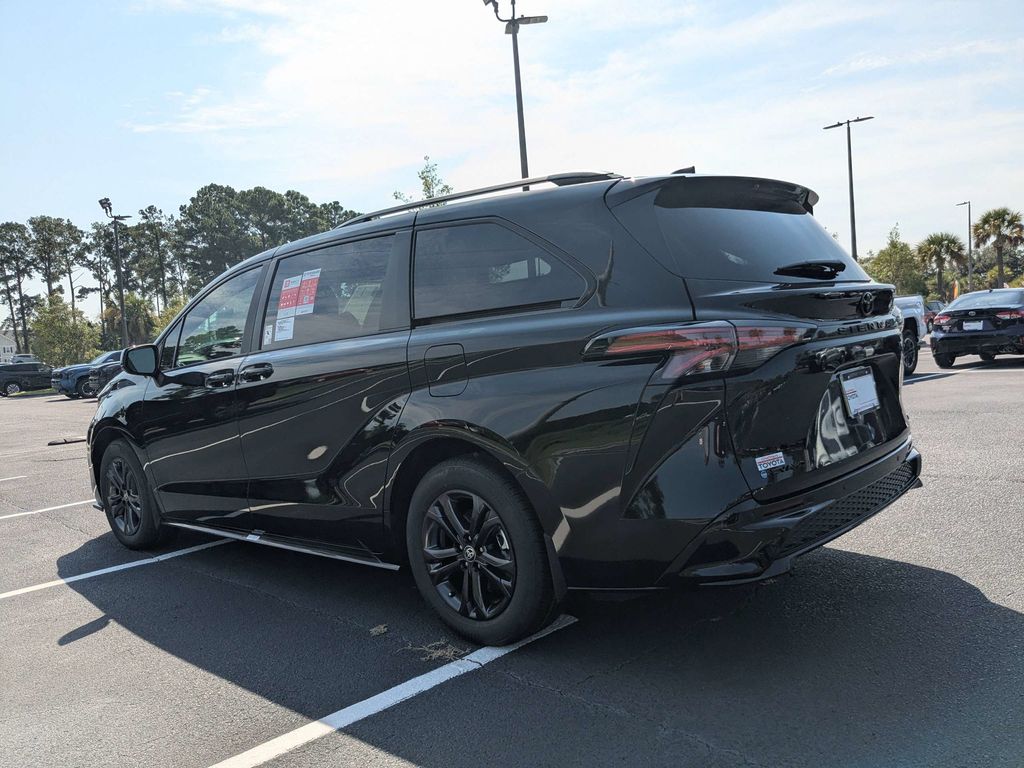 New 2026 Toyota Sienna Van